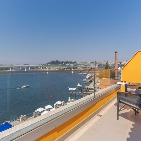 Pestana Douro Riverside - Preferred Hotels & Resorts, Lifestyle Valbom  Exterior photo View of the Marina from the hotel