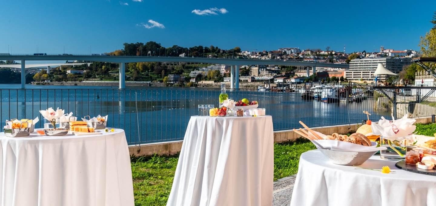 Pestana Douro Riverside - Preferred Hotels & Resorts, Lifestyle Valbom  Exterior photo View of the Rhine from the hotel