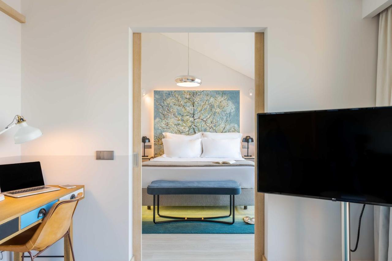 Pestana Douro Riverside - Preferred Hotels & Resorts, Lifestyle Valbom  Exterior photo A room at the hotel